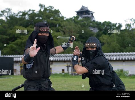 Japanese Ninja Hi Res Stock Photography And Images Alamy