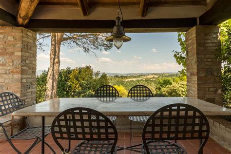 Umbrian Farmhouse With 3 Apartments And Pool Casa Tuscany