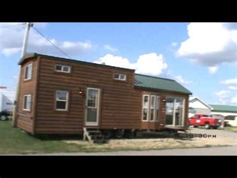 Cabela's hybrid cabin tent boasts enough room for up to eight campers. CABELAS BRISTLECOMB LODGE CEDAR LOG CABIN - YouTube