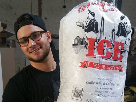 5 Benefits Of Buying Bagged Ice Chilly Willy And Cool Carls Premium