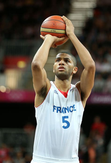 Nicolas batum signed a 1 year / $2,564,753 contract with the los angeles clippers, including $2,564,753 guaranteed, and an annual average salary of $2,564,753. Nicolas Batum Photos Photos - Olympics Day 10 - Basketball ...