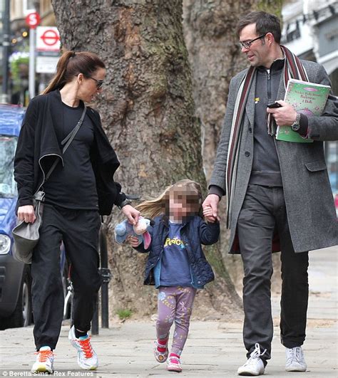 Melanie Chisholm Runs Errands With Her Daughter Scarlet Who Just Cant