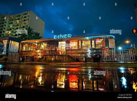 11th Street Diner Miami Beach Hi Res Stock Photography And Images Alamy