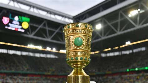 Mai 2020 stattfinden und, wie seit 1985 üblich, im berliner olympiastadion ausgetragen werden. DFB-Pokal Auslosung in Dortmund: Auf diese Gegner treffen ...