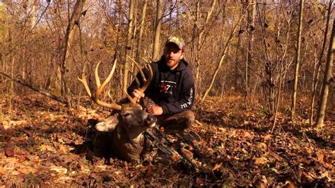 Kentucky Deer Hunting 2016 Two Big Buck Down Youtube