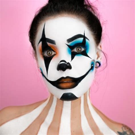 Simple Scary Clown Face Paint Transform Into A Terrifying Circus