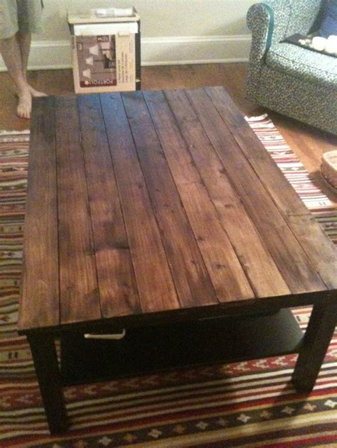 Diy ikea klubbo coffee table hack (via www.shelterness.com) ikea linnmon tables are ideal to renovate into a cool modern item! wooden planks from lowes on top of an ikea table...what a ...