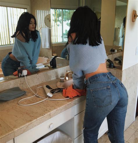 These Wedgie Jeans Promise To Make Your Butt Look Phenomenal