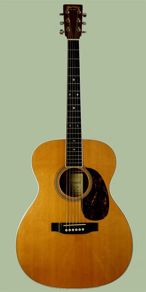 Acoustic Guitar Wikipedia