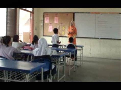 Tujuanpenulisan makalah ini bertujuan untuk mengetahui arti diksi atau pilihan kata dalam bahasa indonesia. Contoh Soalan Kesalahan Kata Atau Istilah Dan Tata Bahasa ...