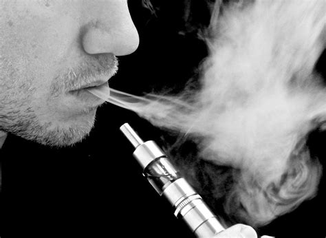 E Cigarettes ‘popcorn Lung And Diacetyl Millions At Risk As New