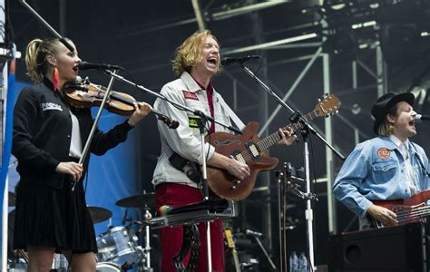 Arcade Fire Unveil Full Tracklist For New Album Everything Now