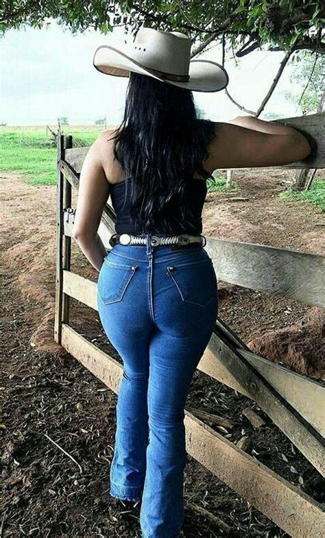 Pin By Soy Como On Cowgirls Sexy Jeans Girl Cute Country Girl