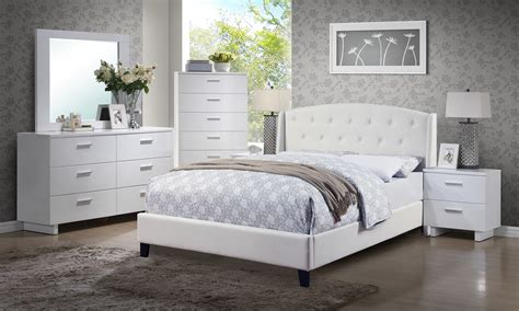See 100+ bedroom sets & bedroom suites at mathis brothers furniture stores. Contemporary Decor 4pc Set White Bedroom Furniture Classic ...