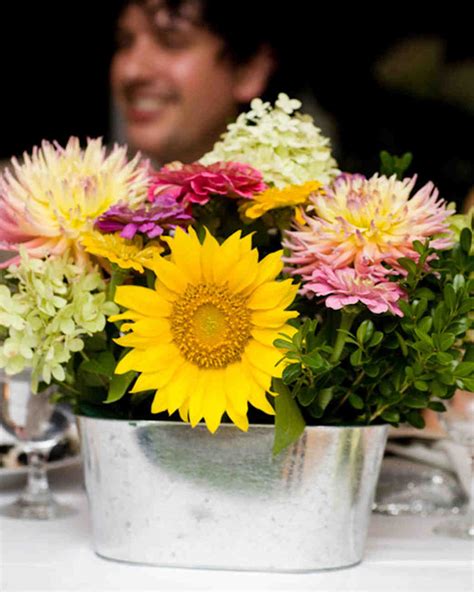 Elegant And Inexpensive Wedding Flower Ideas Martha Stewart Weddings