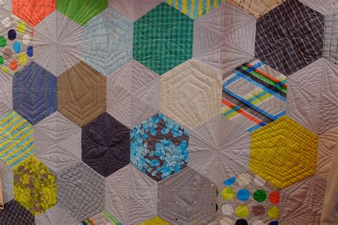 Two Dozen Hexagon Quilt Ideas Crafting A Green World