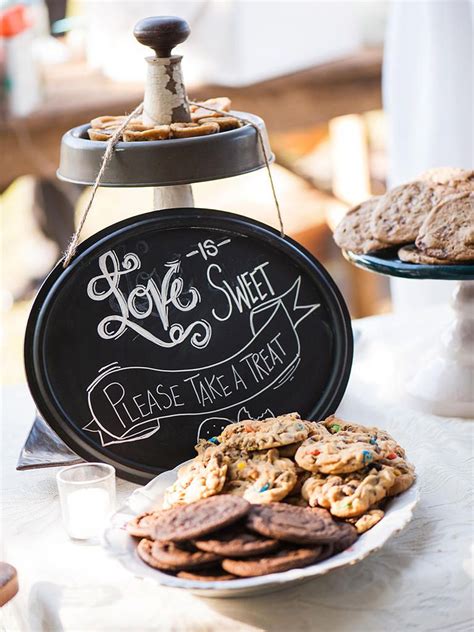 Homemade Cookies Are A Sweet Way To End Any Shabby Chic Wedding Diy