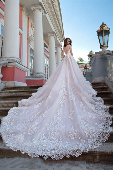 Luxury Wedding Dresses Ball Gown Sweep Train Sexy Lace Beautiful Big B Anna Promdress