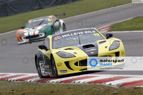 Ginetta Gt Supercup Images Gary Hawkins