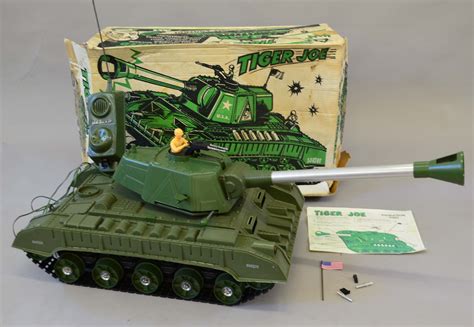 De Luxe Topper Toys Tiger Joe Tank Impressive Large Scale Plastic