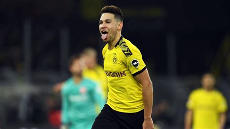 Последние твиты от raphaël guerreiro (@raphguerreiro). FC Barcelona angeblich an Raphaël Guerreiro von Borussia ...