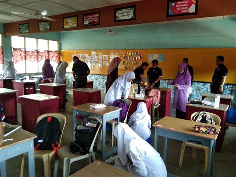 Report buku teks sejarah tingkatan 4. Persediaan Pembukaan Sekolah Pasca PKP Tingkatan 1 hingga ...