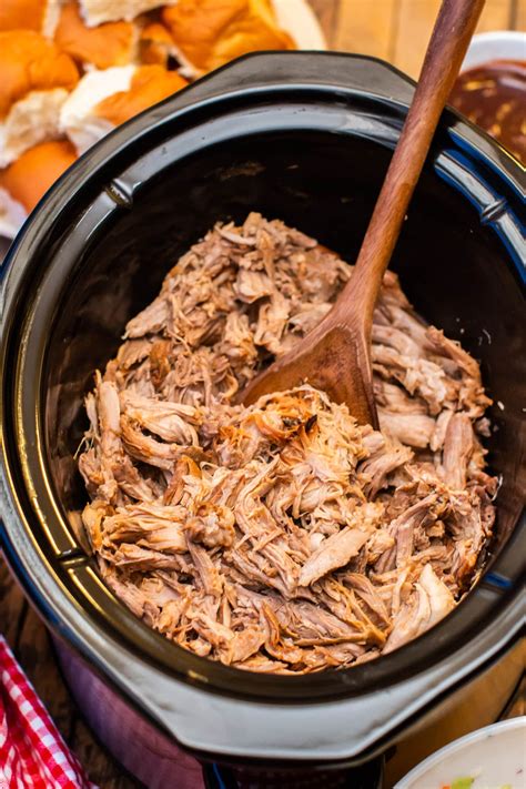 Easy Slow Cooker Pulled Pork The Bachelors Kitchen