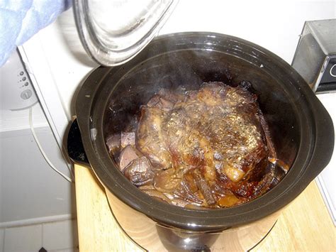 Pour into pan, lay brisket over sauce then turn over a few times to coat the brisket. Brisket With Lipton Soup Mix And Cream Of Mushroom Soup ...