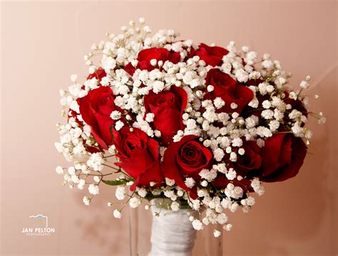 Simple Bouquet With Red Roses And Babys Breath Babys Breath Bouquet