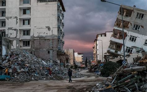 Meer Dan Doden In Turkije En Syri Door Aardbevingen