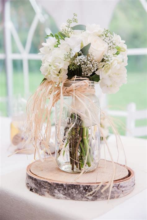 50 Ways To Incorporate Mason Jars Into Your Wedding