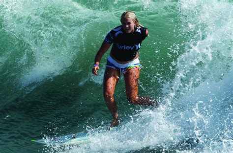 Amazing Miracle Bethany Hamilton The Soul Surfer Who Survived A