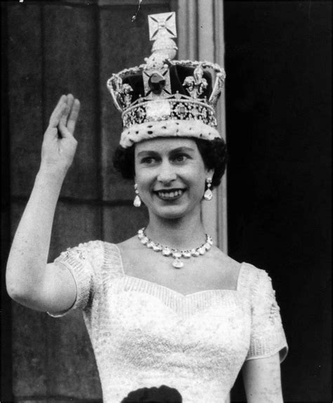 Queen Elizabeth 2 Lebenslauf Englisch Lemo Biografie Elisabeth Ii Lebenslauf