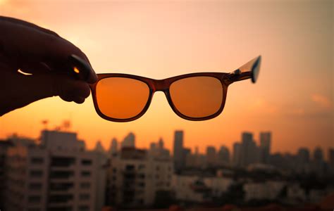 3 Benefits Of Wearing Orange Tinted Glasses At Night Learn Glass Blowing