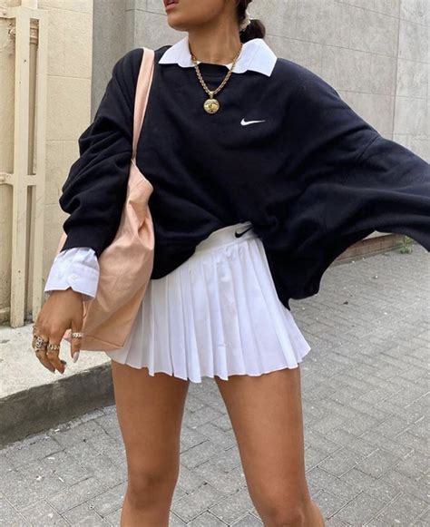Pin By Selena Vazquez On Fashion Inspo In 2020 Tennis Skirt Outfit Athleisure Outfits