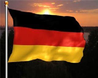 Esta versão foi adotada pela primeira vez como a bandeira nacional da alemanha moderna em 1919. VIAGENS FAMILIA MORETTI PADULLA: VIAGEM À ALEMANHA