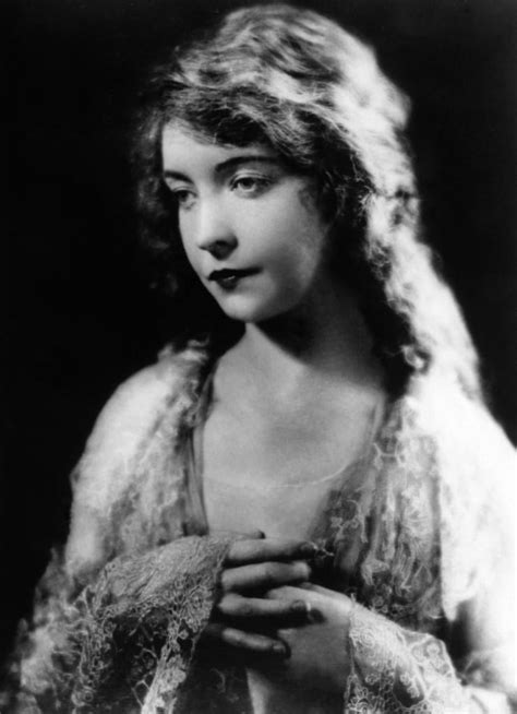 Picture Of Lillian Gish