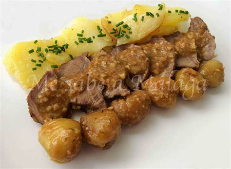 Karlos arguiñano cocina unas carrilleras al vino tinto acompañadas de setas y arroz basmati. carrilleras de cerdo | Cocinar en casa es facilisimo.com