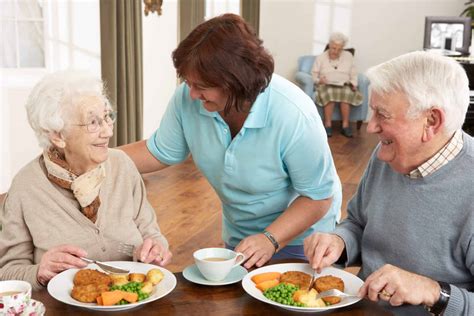How To Help Your Elderly Loved One Eat Healthy Foods Innovative