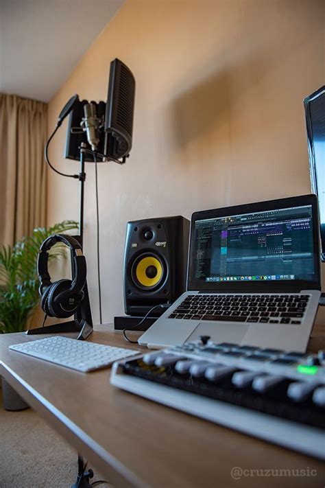 Simple But Complete Home Recording Bedroom Music Studio Setup With A