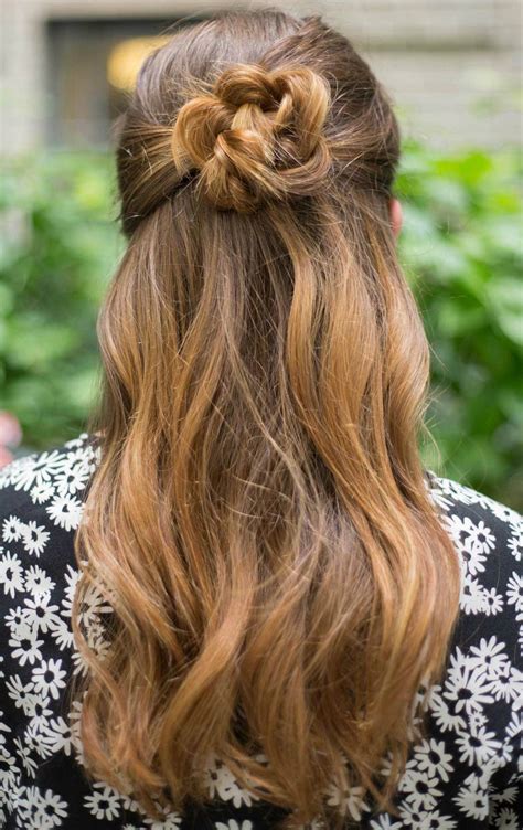 There are many types of women's hairstyles to choose from, and while it's great to have so here are some of the most popular types of women's hairstyles to choose from braids aren't just for little girls or fairy tale princesses. Remodelaholic | 8 Easy Hairstyles for Little Girls