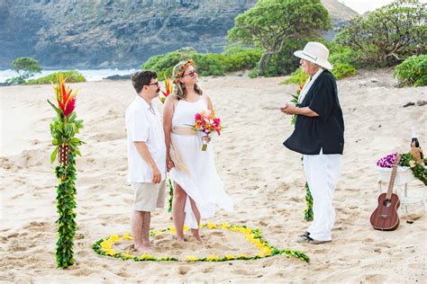Tropical Beach Wedding Jenniemarieweddings