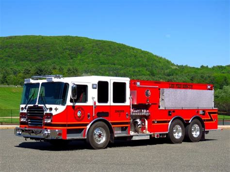 Kme Eliminator Tanker Fire Truck To Lee Fire And Rescue Bulldog Fire