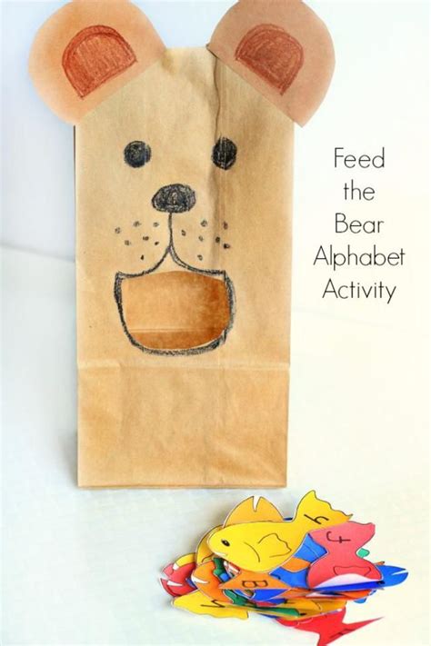 Discover 8 Terrific Crafts For A Teddy Bear Picnic Preschool Activities Preschool Letters