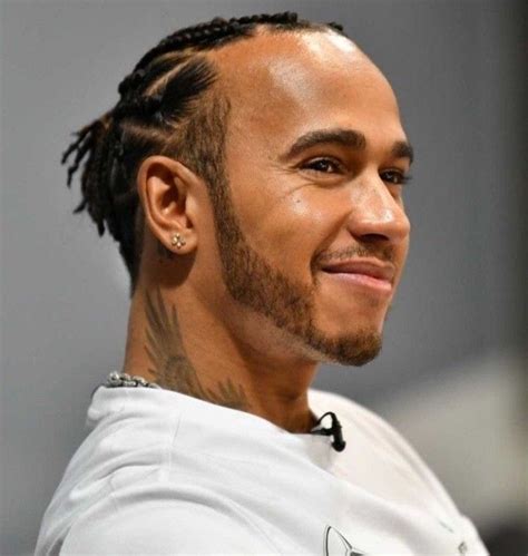 Lewis Hamilton Shows Off His Ripped Muscles In Shirtless Selfie Artofit
