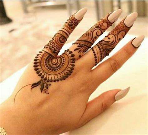 20 Handpicked Finger Mehndi Designs With Unique And Spectacular Style