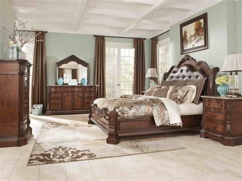 Luxurious King Size Bedroom Sets For A Cozy Situation In 2020 Bedroom