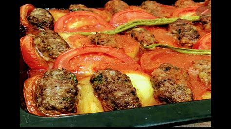 Yummy Izmir Meatball Recipe Baked Turkish MEATBALLS VEGETABLES In