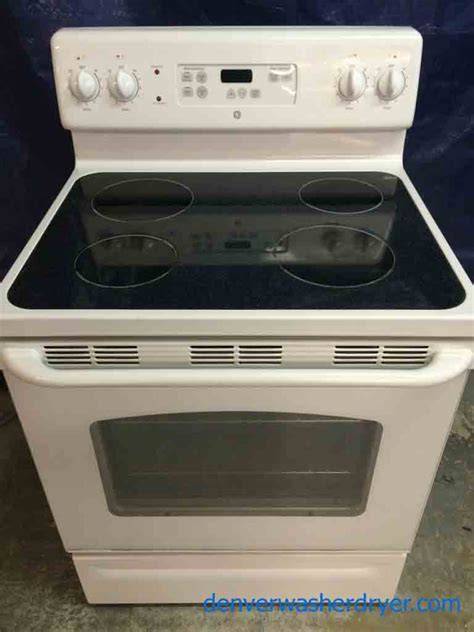 Large Images For Ge Glass Top Stove Self Cleaning Great Condition