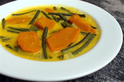 Ladle into bowls and serve with coriander and the remaining chilli. Squash and Long Beans in Coconut Milk | Recipe | Long bean, Coconut milk soup, Coconut milk